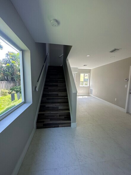 More Photos Of , Fort Lauderdale Multifamily For Sale