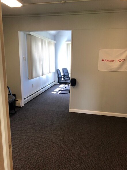 More Photos Of 1 Plumbridge Dr, Levittown Office Residential For Sale