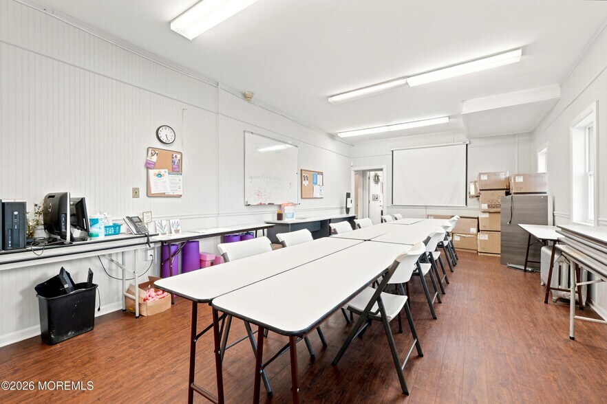 More Photos Of 913 Sewall Ave, Asbury Park Office For Sale