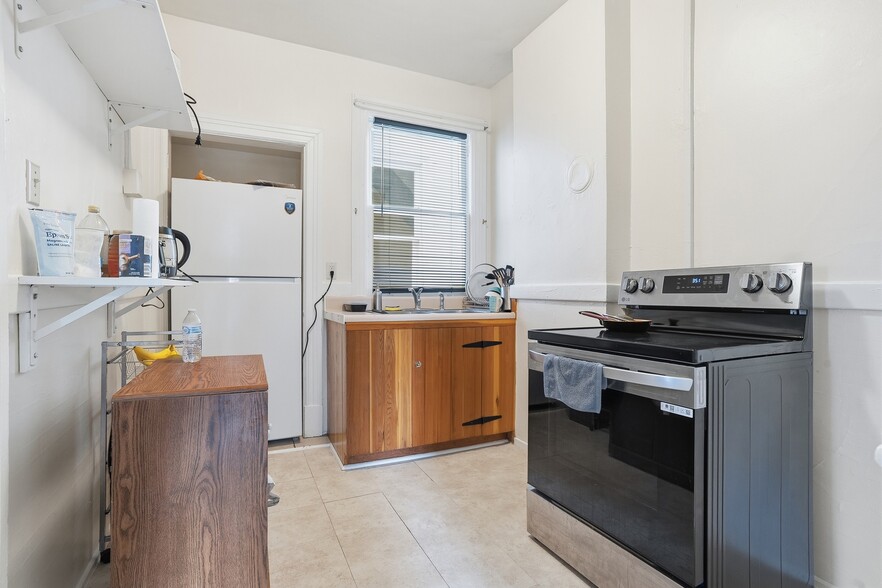 More Photos Of 10 Chesapeake St, Lyndora Apartments For Sale