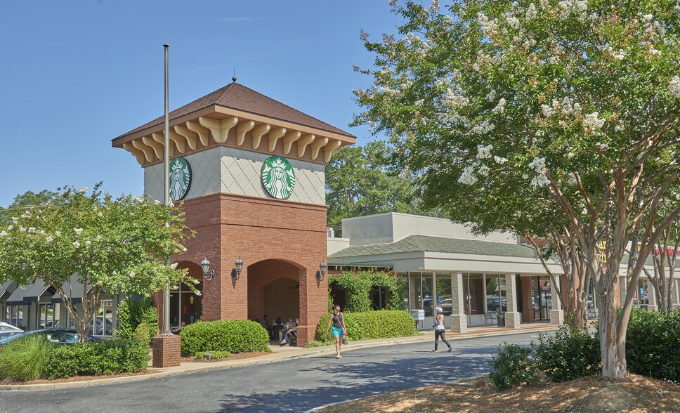 More Photos Of 4519 Woodruff Rd, Columbus General Retail For Lease