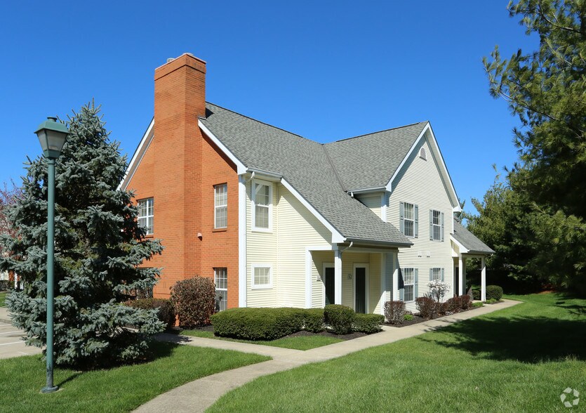Primary Photo Of 210 Retreat Ln, Westerville Apartments For Sale