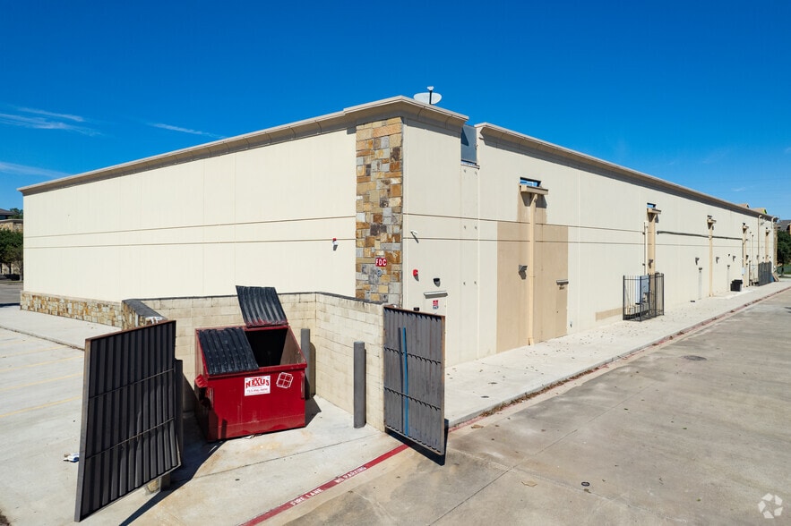 More Photos Of 6911 Fm 1960 Rd W, Houston Freestanding For Lease