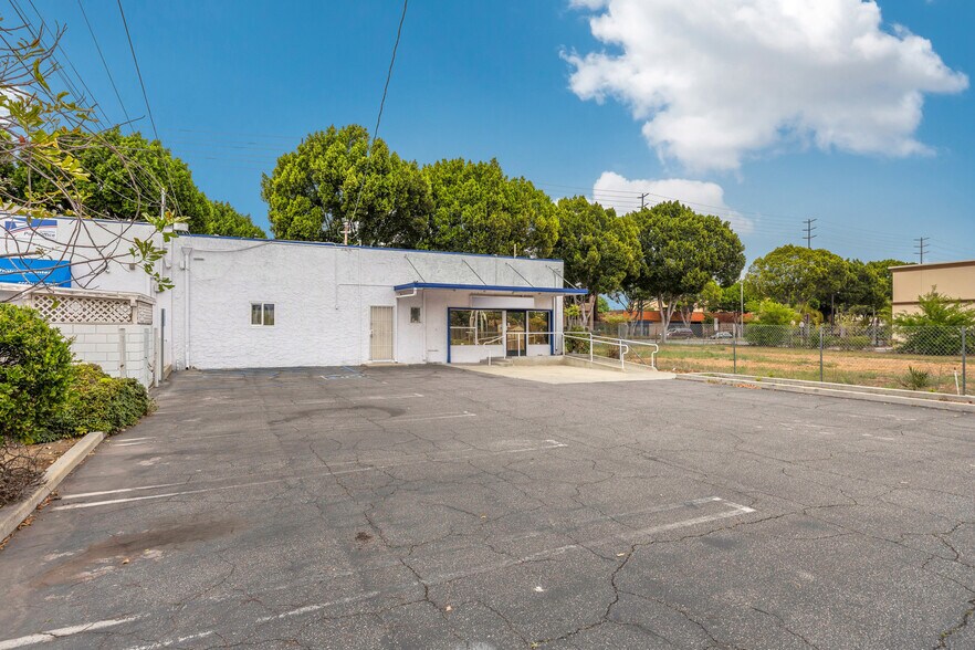 More Photos Of 118 Live Oak Ave, Arcadia Storefront For Sale