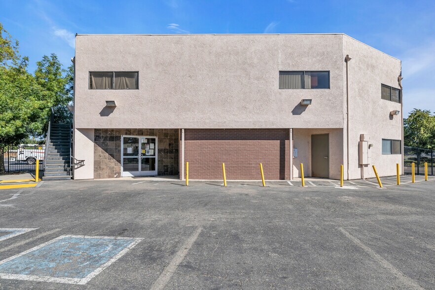 More Photos Of 515 Michigan Blvd, West Sacramento Medical For Sale