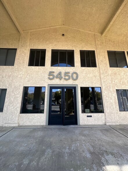 More Photos Of 5450 Ralston St, Ventura Office For Lease