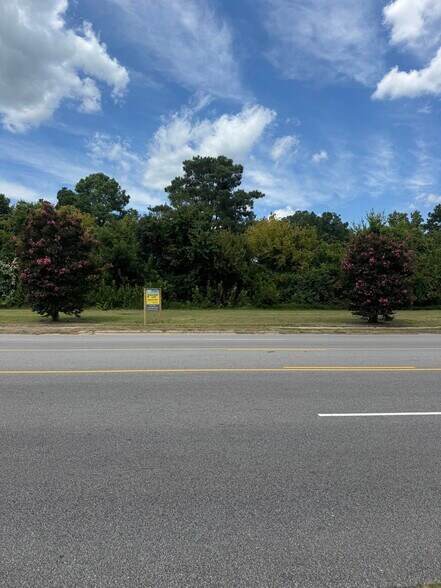 More Photos Of 700 Tarboro St W, Wilson Land For Sale
