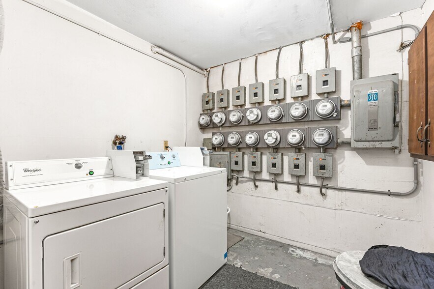 More Photos Of 25 Margaret St, Pawtucket Apartments For Sale