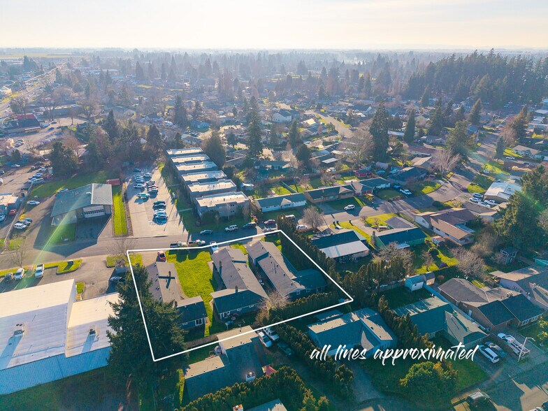 More Photos Of 1581 James St, Woodburn Multifamily For Sale