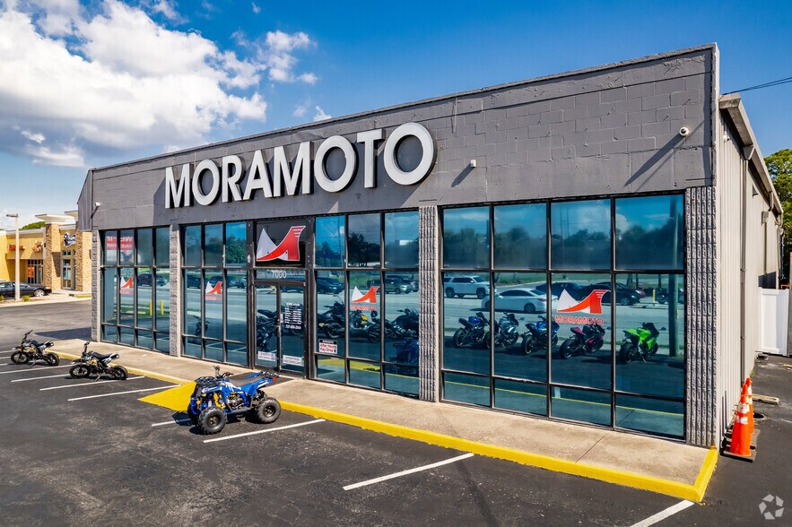 More Photos Of 7000 Park Blvd, Pinellas Park Freestanding For Lease