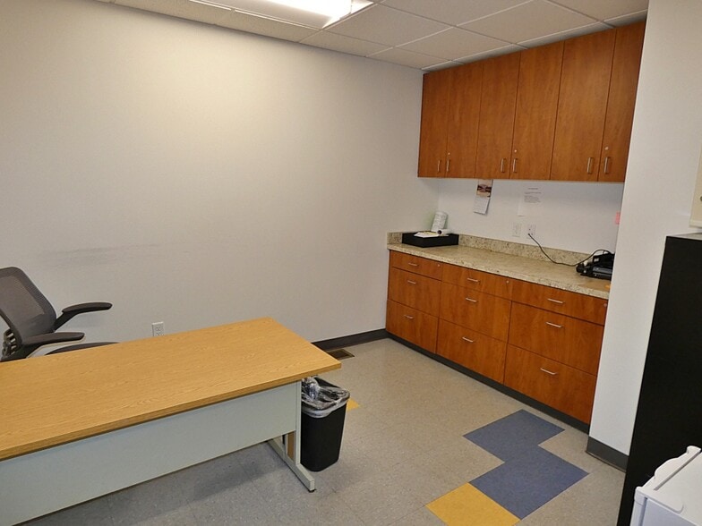 More Photos Of 2495 Elmwood Ave, Buffalo Office For Sale
