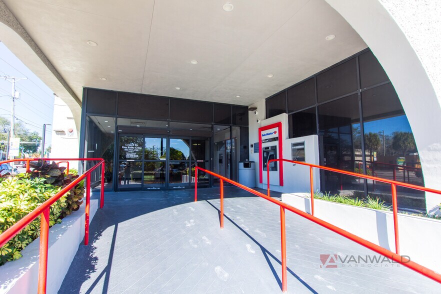 More Photos Of 9385 N 56th St, Temple Terrace General Retail For Lease