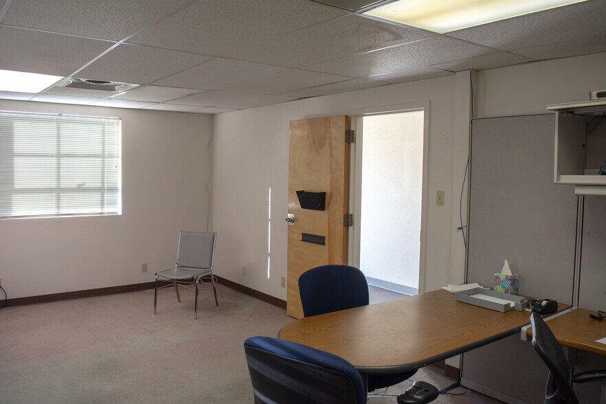 More Photos Of 5834 Price Ave, Mcclellan Office For Lease