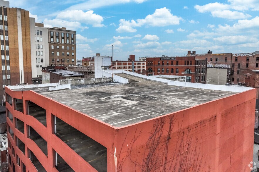 More Photos Of 229 W Saratoga St, Baltimore Parking Garage For Sale