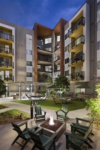 More Photos Of 375 Camino De La Reina, San Diego Multifamily For Sale