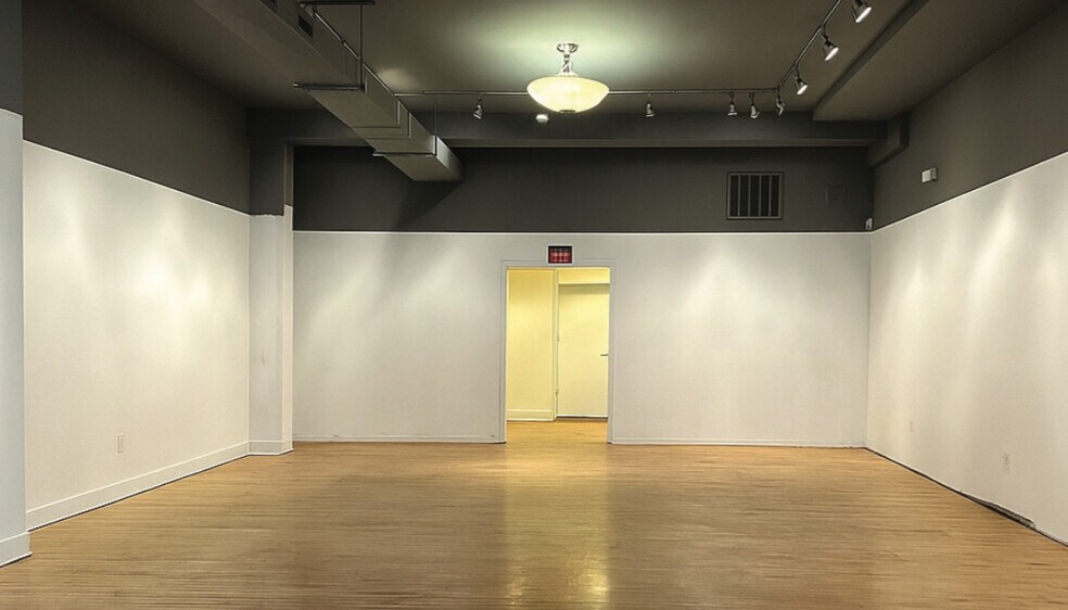 More Photos Of 240 Main St, Chatham Storefront Retail Office For Lease