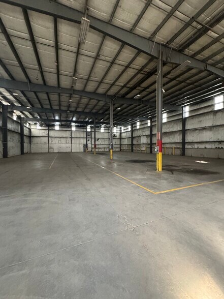 More Photos Of 12393 William Penn Hwy, Thompsontown Unknown For Lease