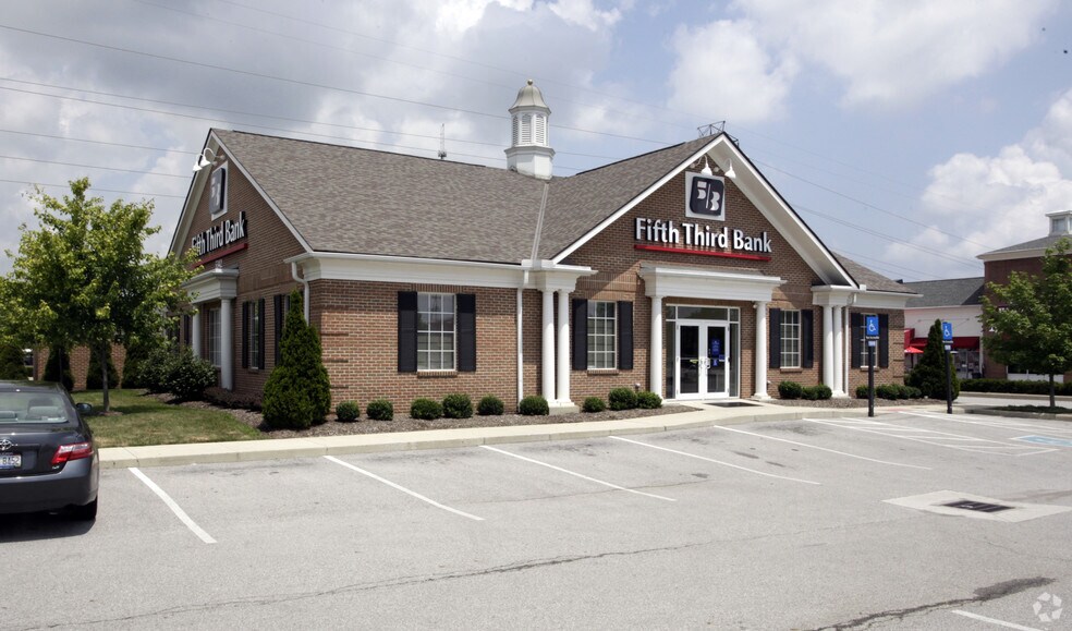 Primary Photo Of 5342 N Hamilton Rd, Columbus Bank For Sale