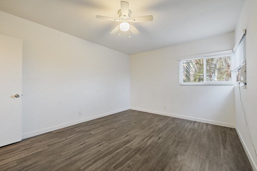 More Photos Of 1056 E 6th St, Long Beach Apartments For Sale