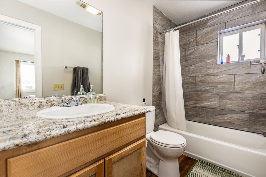 More Photos Of 200 Aspen Meadows Rd, Driggs Apartments For Sale