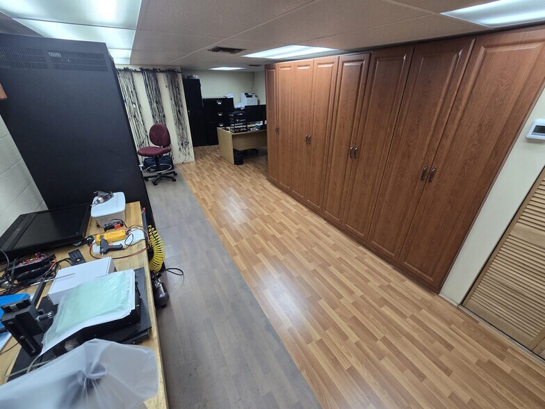 More Photos Of 1771 Blount Rd, Pompano Beach Warehouse For Sale