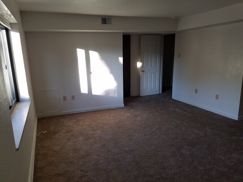 More Photos Of 25 S Starr Ave, Pittsburgh Apartments For Sale