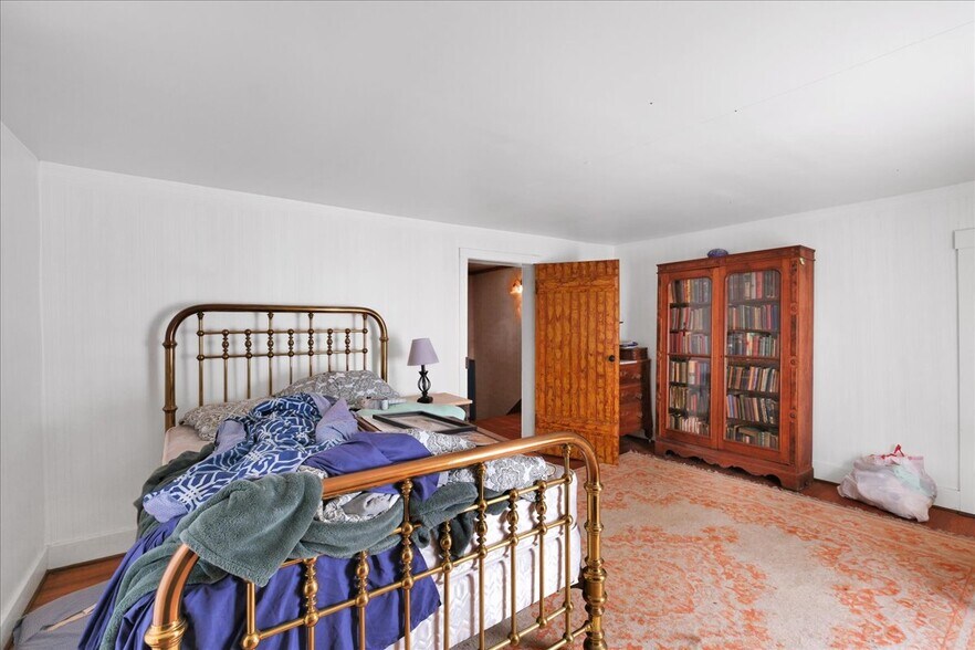 More Photos Of 9512 National Turnpike, Fairdale Land For Sale