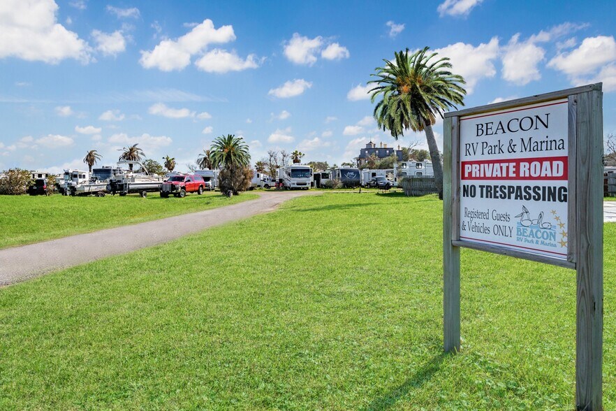 More Photos Of 301 S Fulton Beach, Rockport Trailer Camper Park For Sale