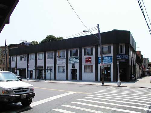 Primary Photo Of 110-20 Jamaica Ave, Richmond Hill Office For Lease