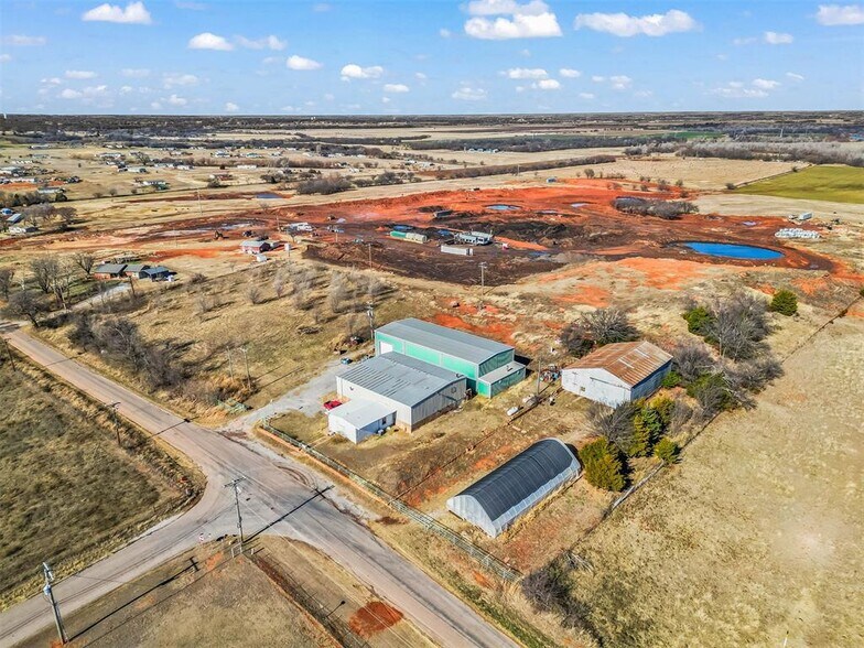 More Photos Of 1232 County Road 1390, Chickasha Warehouse For Sale
