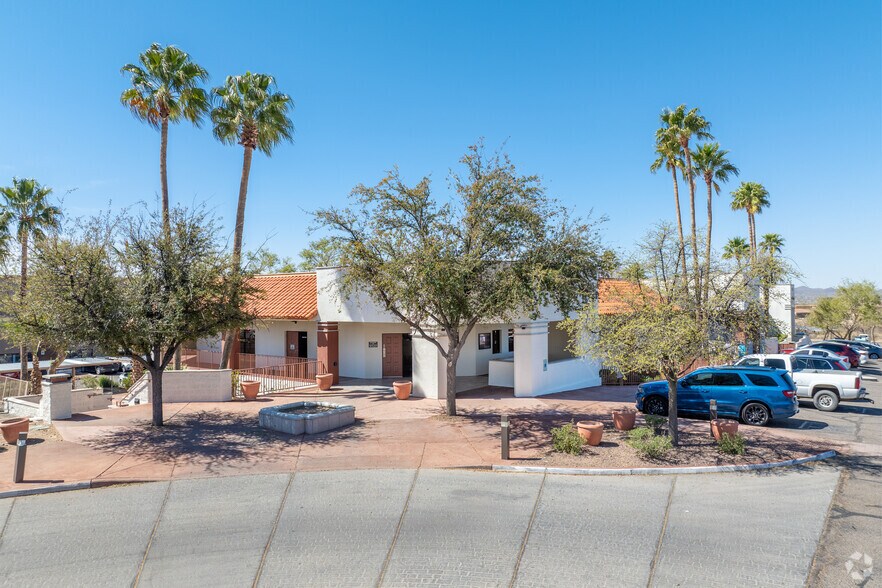 More Photos Of 2055 W Hospital Dr, Tucson Medical For Lease