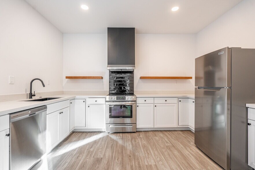 More Photos Of 719 W Missouri Ave, Phoenix Apartments For Sale