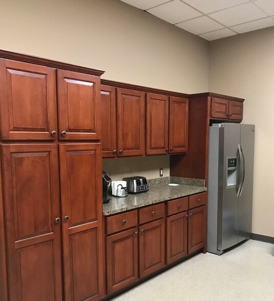 More Photos Of 2701 Troy Center Dr, Troy Office For Lease