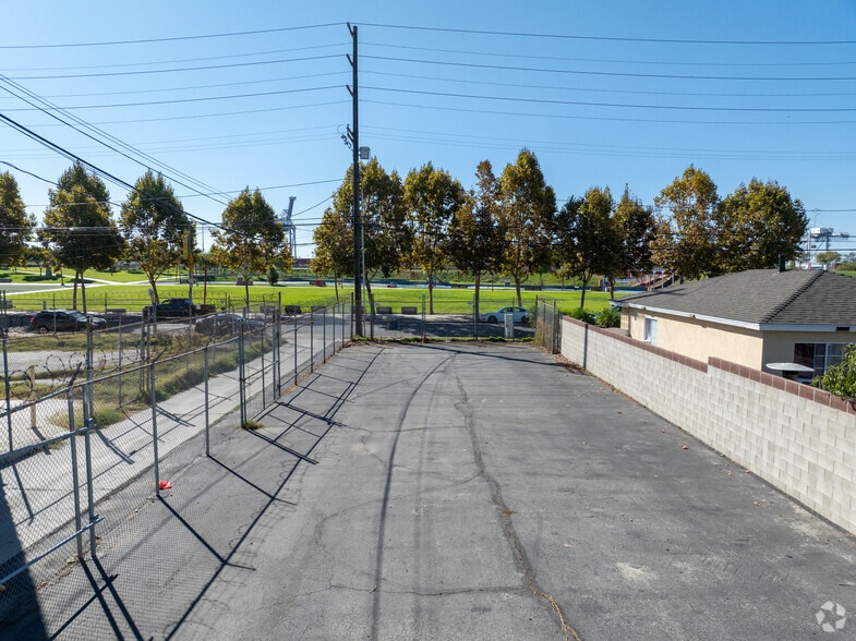 More Photos Of 314 N Wilmington Blvd & 915 W C St, Wilmington Industrial For Sale