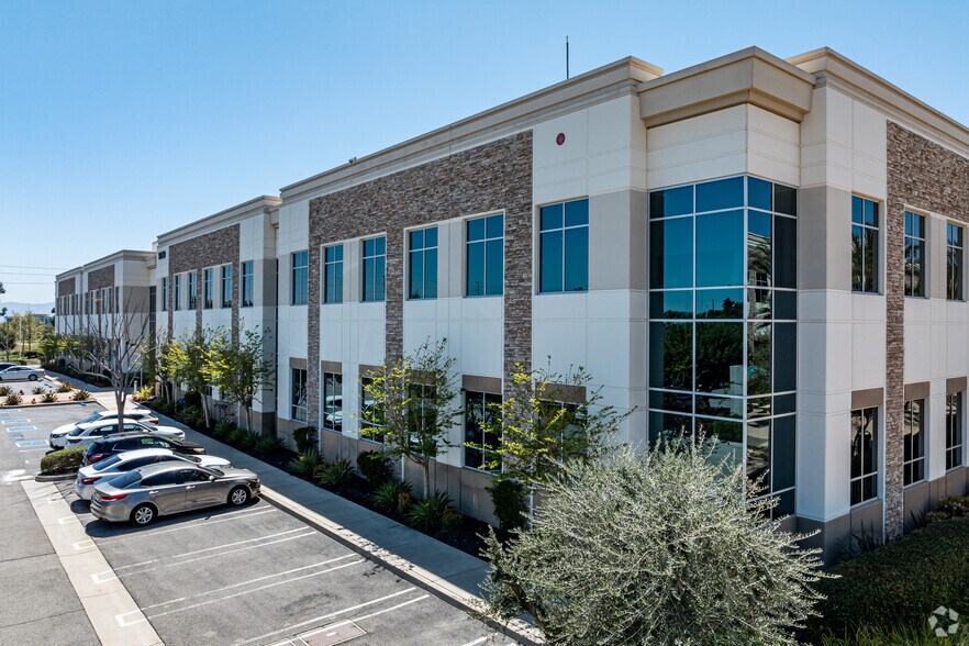 More Photos Of 10760 4th St, Rancho Cucamonga Unknown For Lease