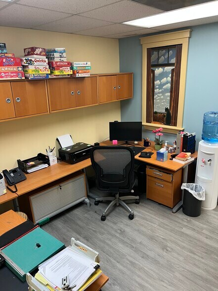 More Photos Of 3580 Habersham At Northlake, Tucker Medical For Sale