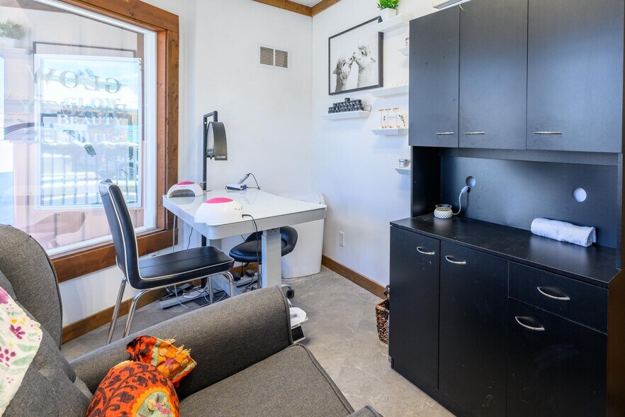 More Photos Of 312 Dewey Ave, Eureka Storefront Retail Office For Sale