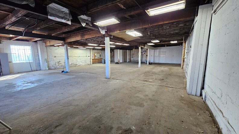 More Photos Of 106 S Chestnut St, Colorado Springs Storefront For Lease