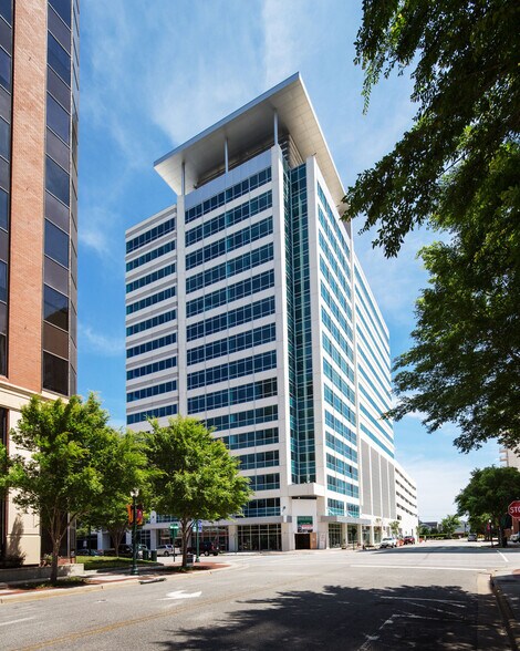 Primary Photo Of 4525 Main St, Virginia Beach Office For Lease