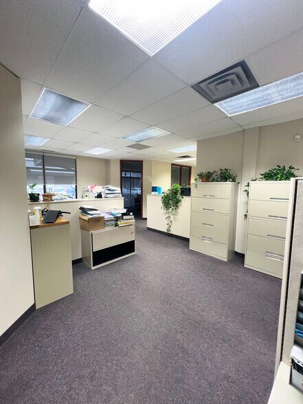 More Photos Of 17703 103 Av NW, Edmonton Office For Lease