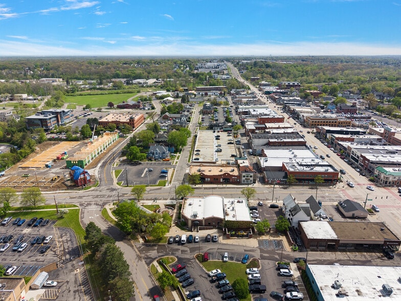 More Photos Of 150 E University Dr, Rochester Storefront Retail Office For Lease