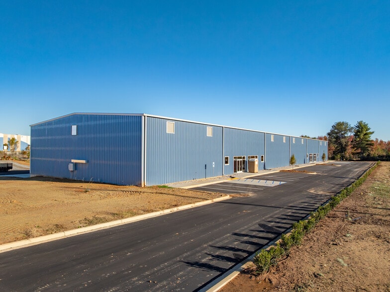 More Photos Of 121 Osage dr, Greenville Warehouse For Sale