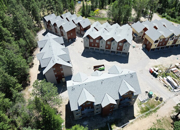 More Photos Of 500 302 Ave, Kimberley Apartments For Sale