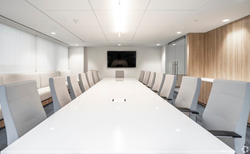 More Photos Of 12377 Merit Dr, Dallas Office For Lease