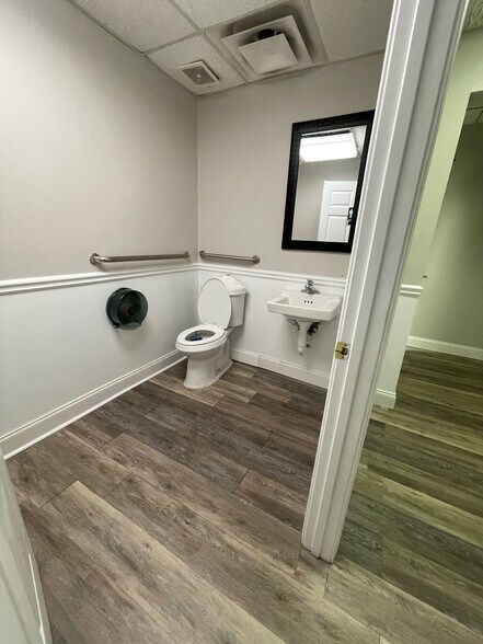 More Photos Of 3150 Florence Rd, Powder Springs Flex For Lease