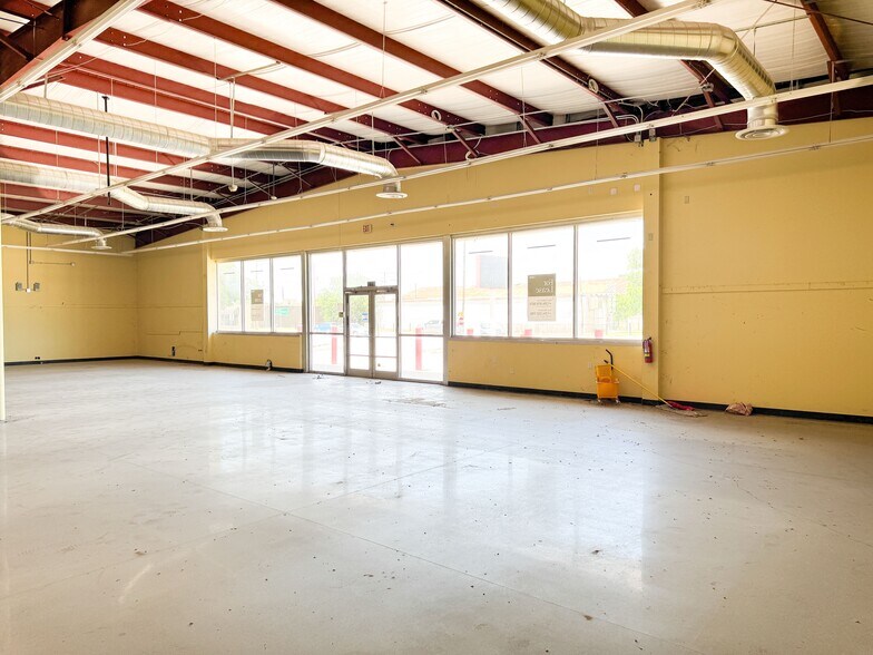 More Photos Of 1106 Conrad Hilton Blvd, Cisco Freestanding For Sale