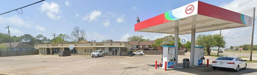 Primary Photo Of 8500 Emmett F Lowry Expy, Texas City Convenience Store For Sale