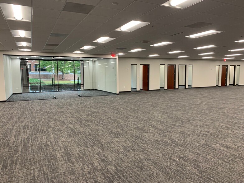 More Photos Of 6455 Shiloh Rd, Alpharetta Office For Sale