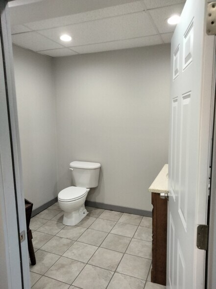 More Photos Of 165 W Main St, Pottstown Industrial For Sale