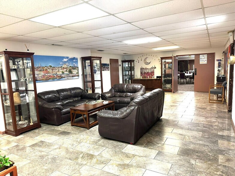 More Photos Of 940 S Winter Park Dr, Casselberry General Retail For Sale